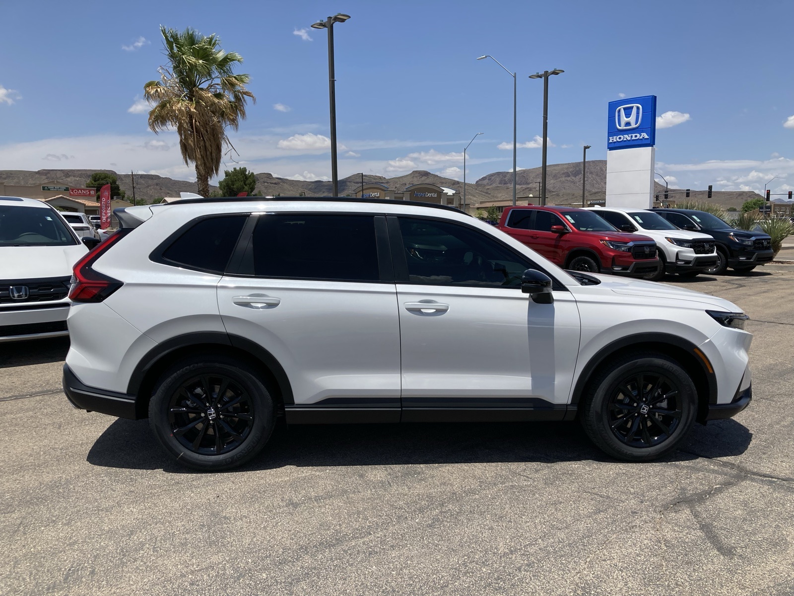 2025 Honda CR-V Hybrid Sport-L photo 4