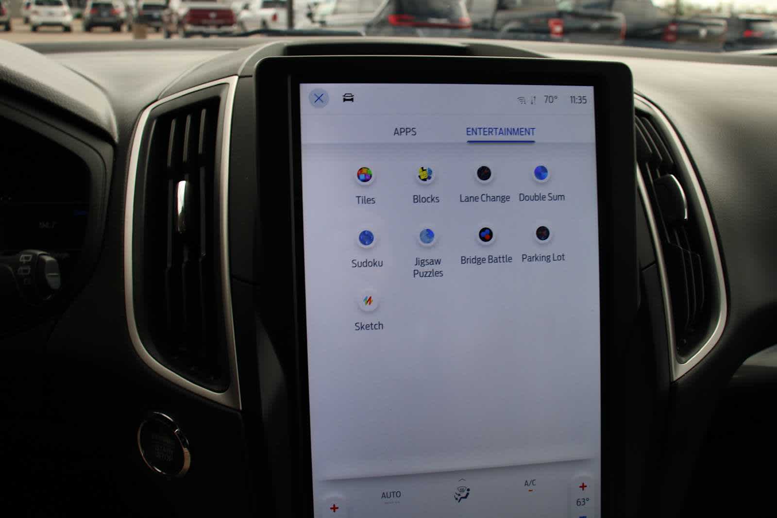 2024 Ford Edge SEL photo 25