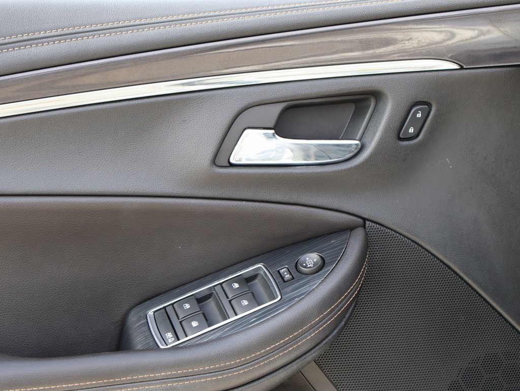 2016 Chevrolet Impala LTZ photo 21