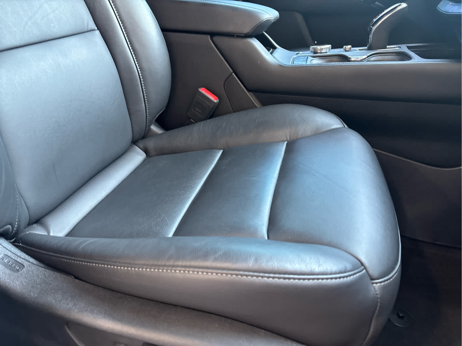 2023 Cadillac XT4 Premium Luxury photo 8
