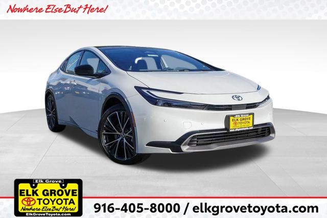 2026 Toyota Prius XLE's photo