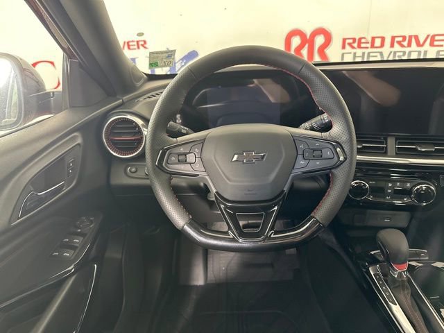 2025 Chevrolet Trax photo 8