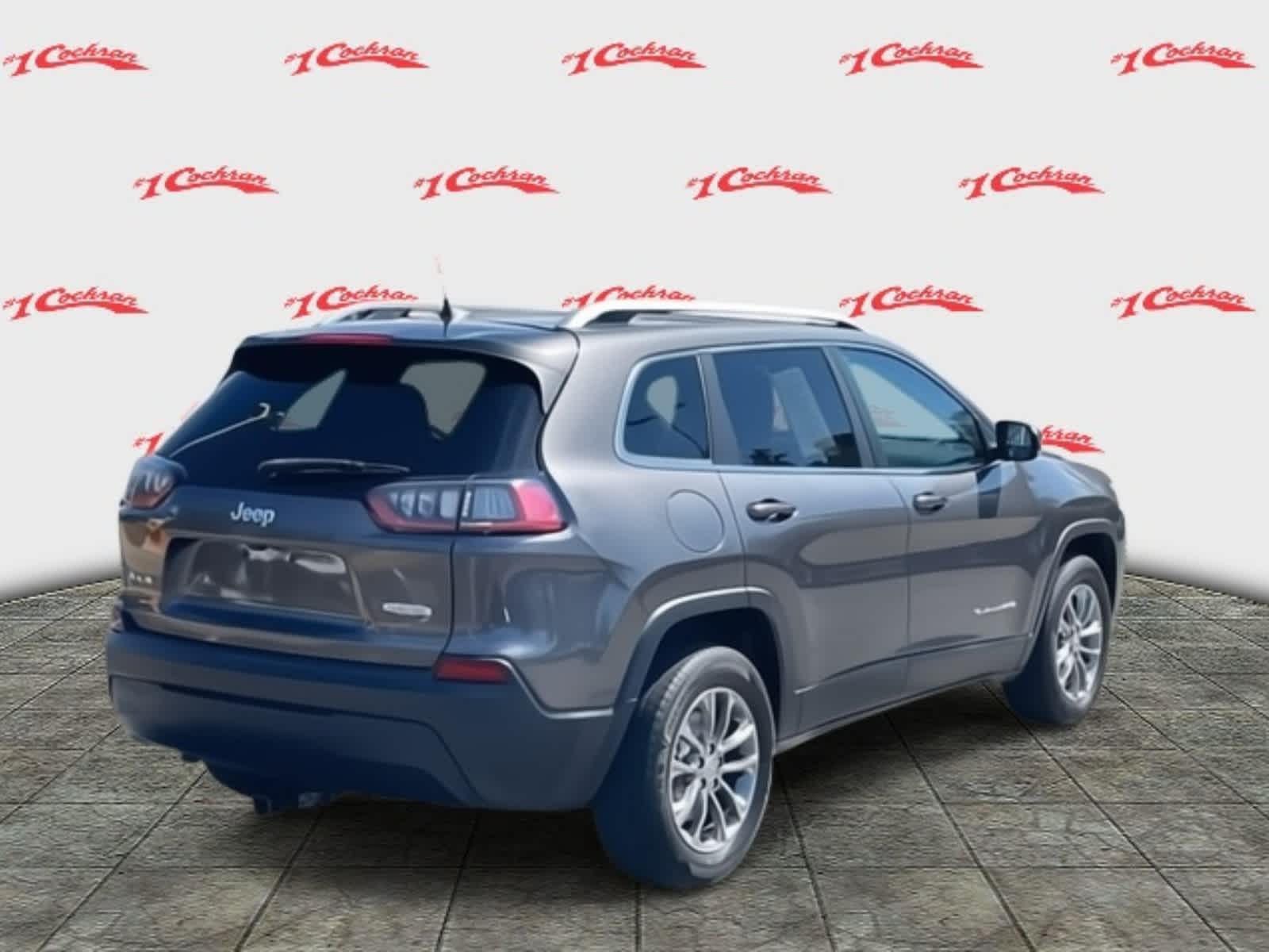 2019 Jeep Cherokee Latitude photo 3