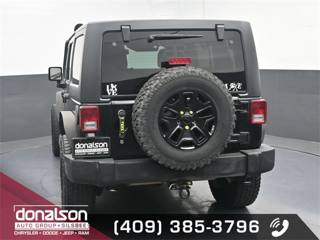 2014 Jeep Wrangler Unlimited Sport photo 3