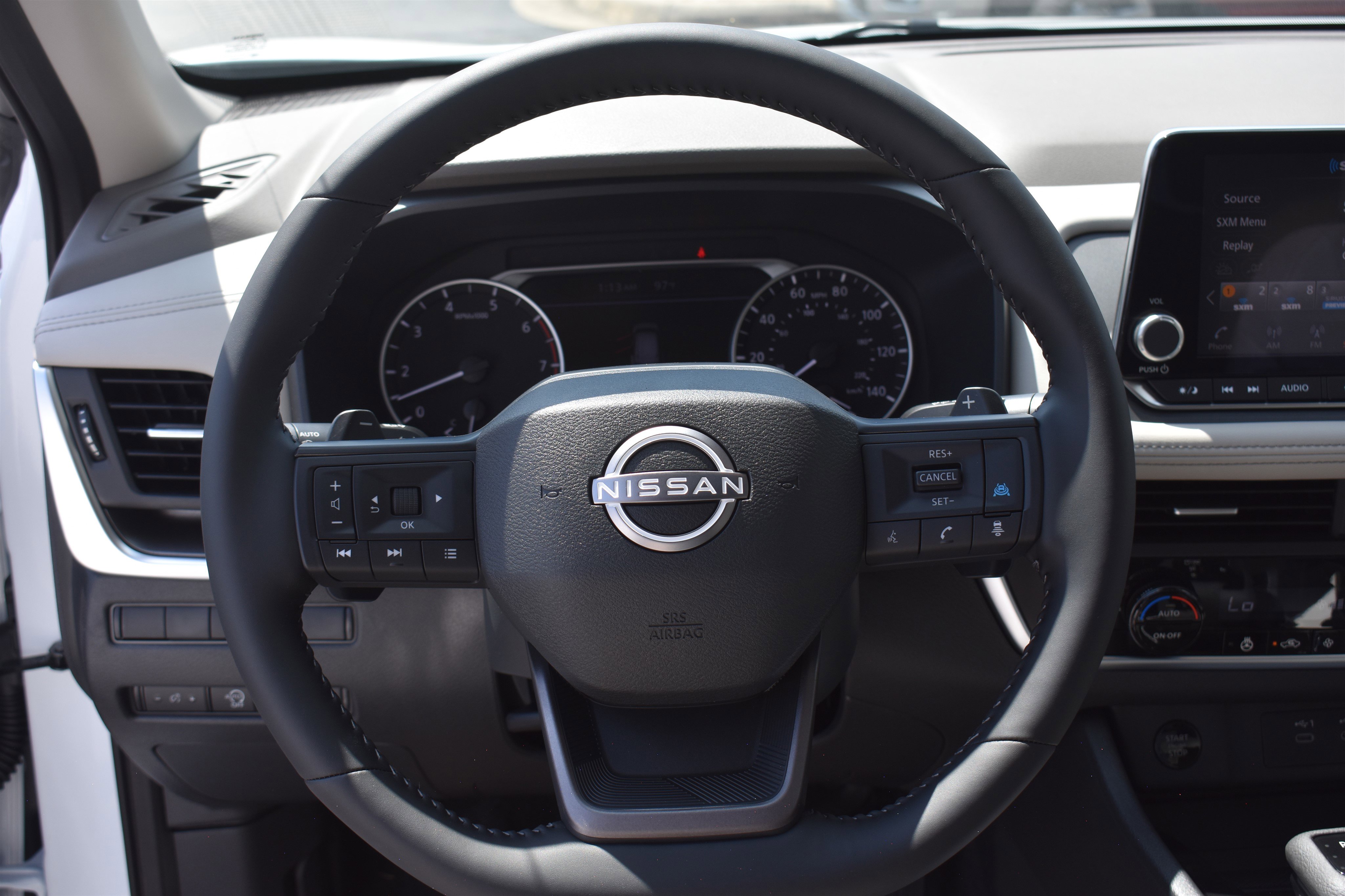 2026 Nissan Rogue SV photo 6