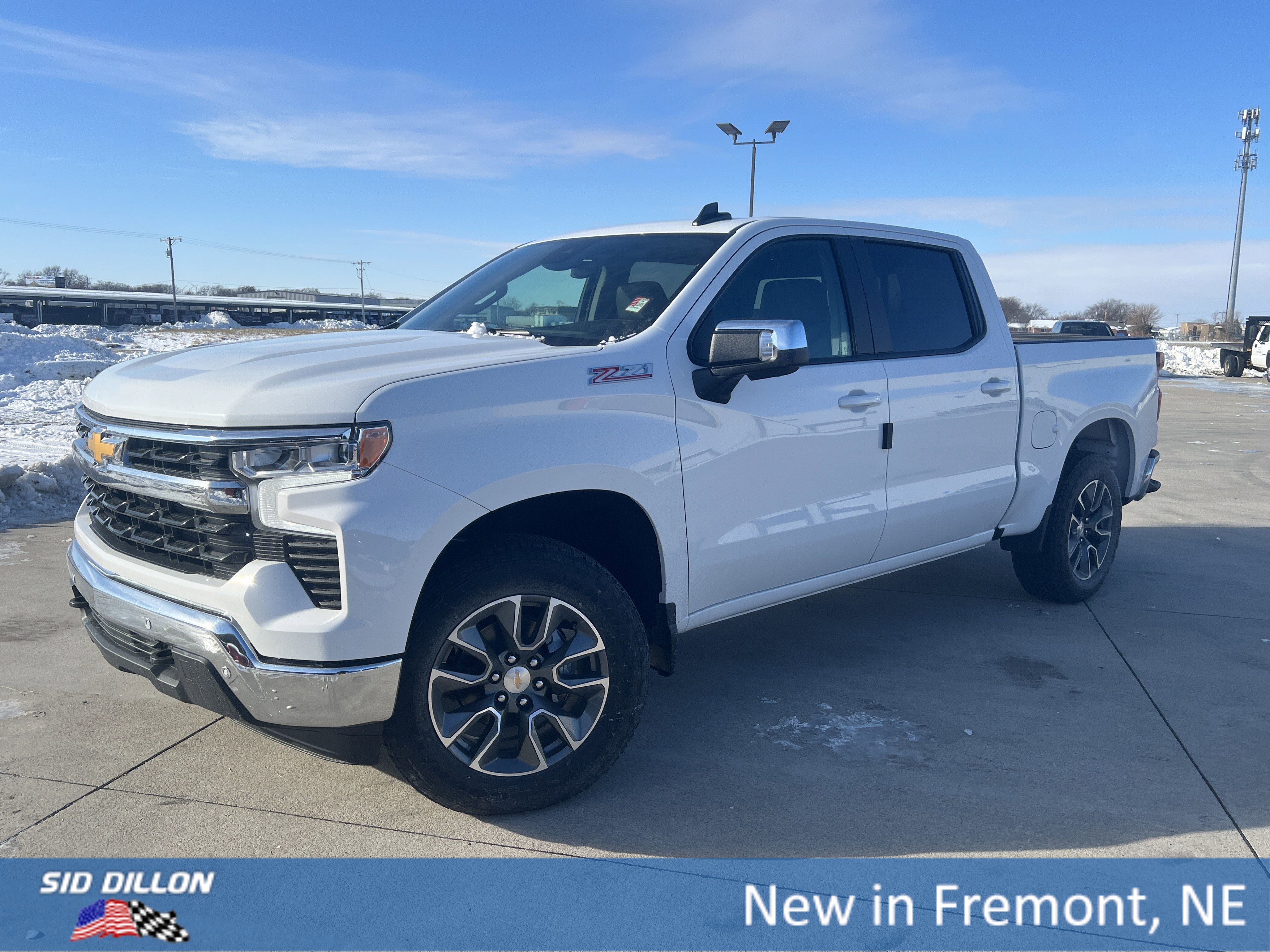 2026 Chevrolet Silverado 1500 LT's photo