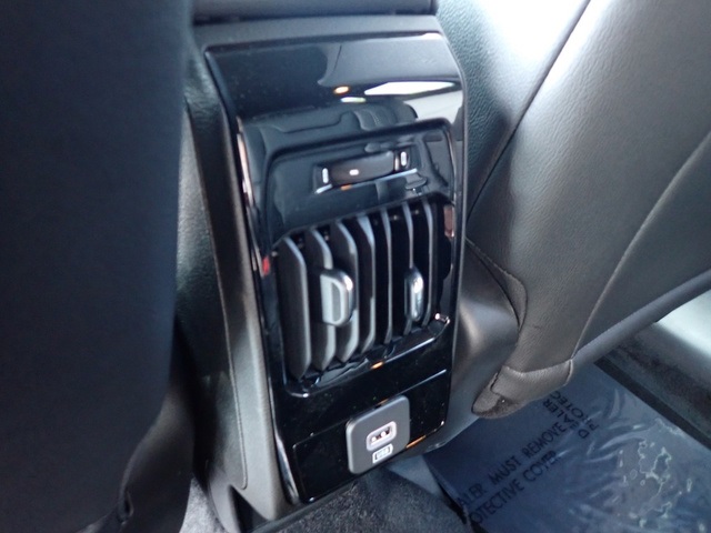 2025 Jeep Compass Limited photo 15