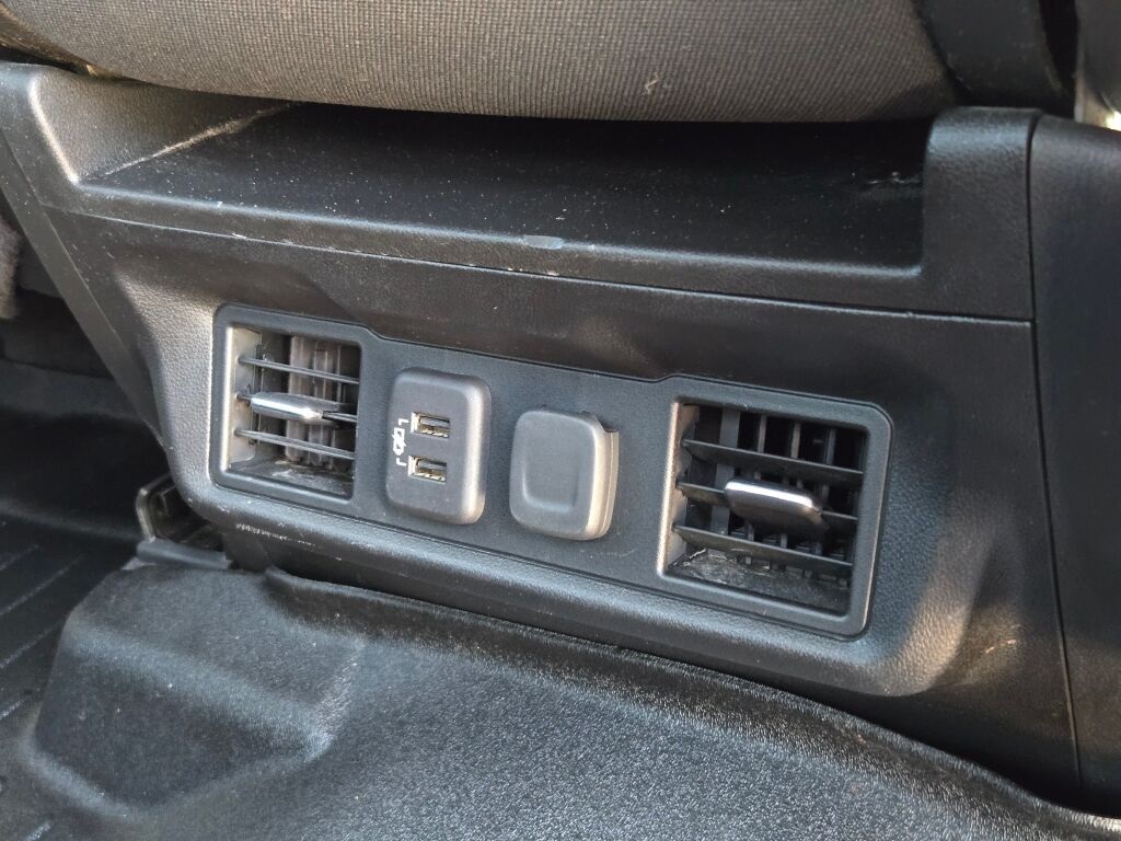 2022 Chevrolet Silverado 1500 LT photo 10