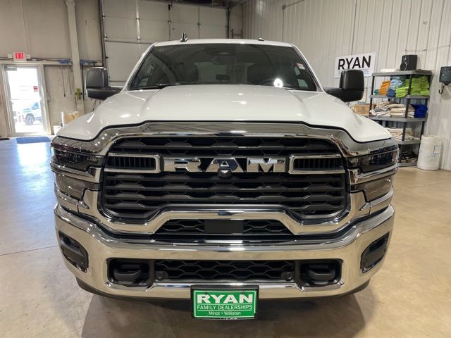 2025 Ram 2500 Tradesman photo 4