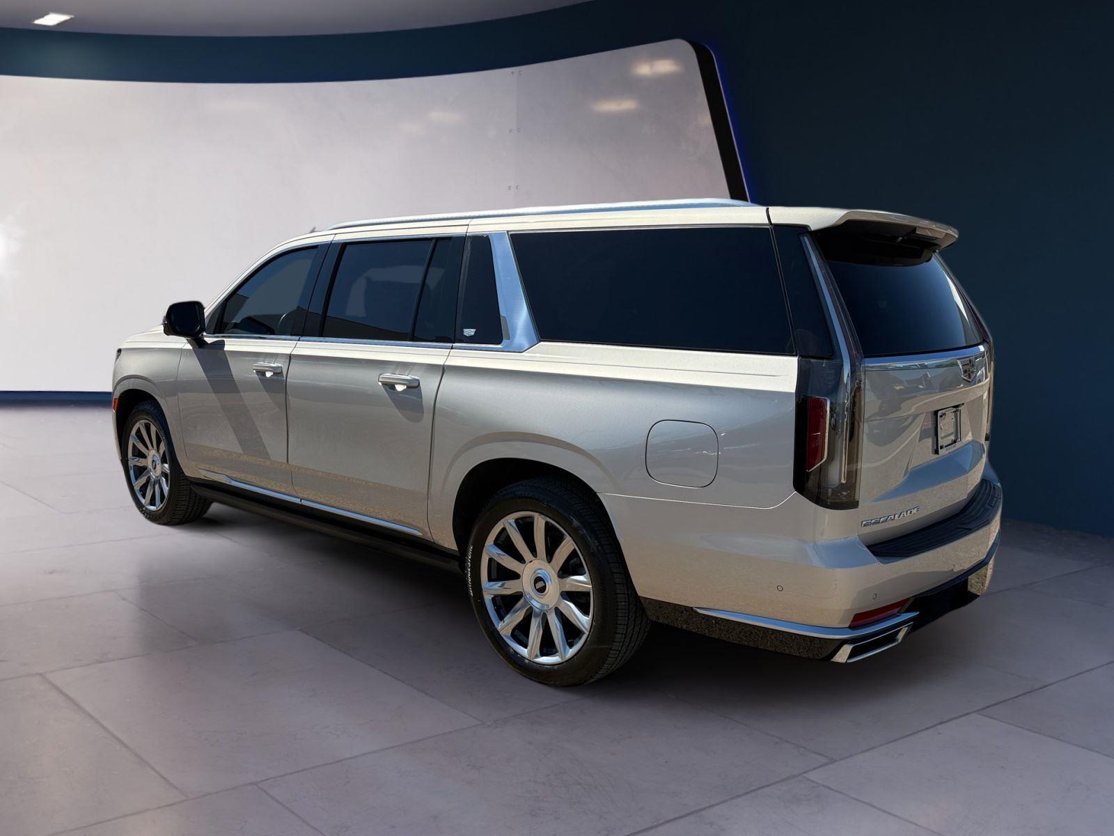 2024 Cadillac Escalade ESV Premium Luxury Platinum photo 2