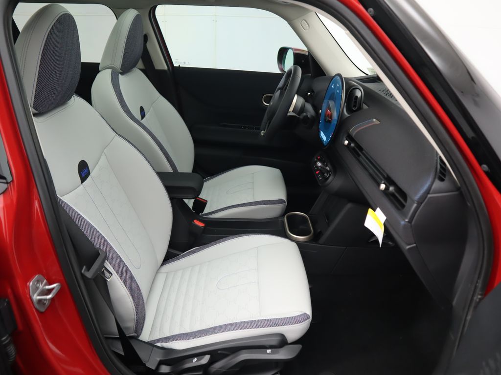 2025 Mini Cooper 4 Door Hardtop Signature photo 18