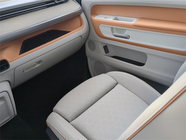 2025 Volkswagen ID. Buzz photo 16