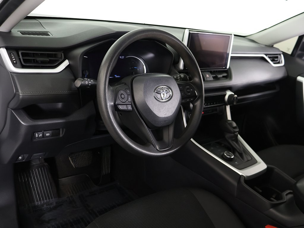 2024 Toyota RAV4 Hybrid LE photo 19