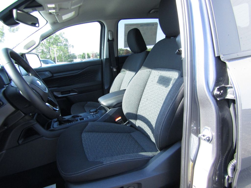2025 Ford Ranger XLT photo 11