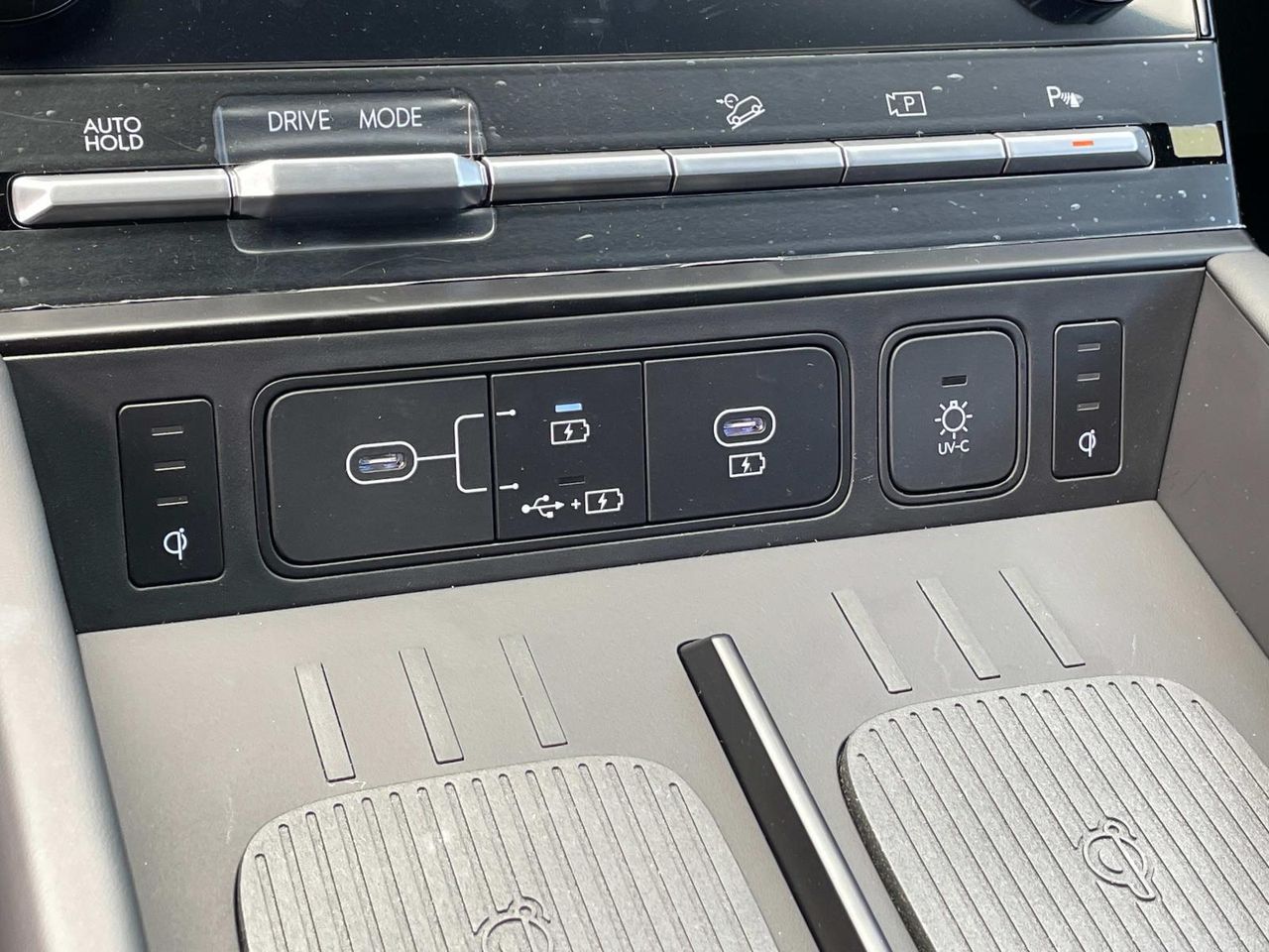 2025 Hyundai Santa Fe Calligraphy photo 11
