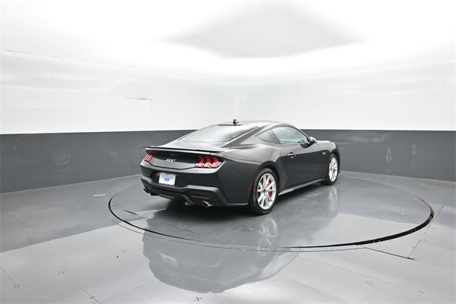 2024 Ford Mustang GT Premium photo 4