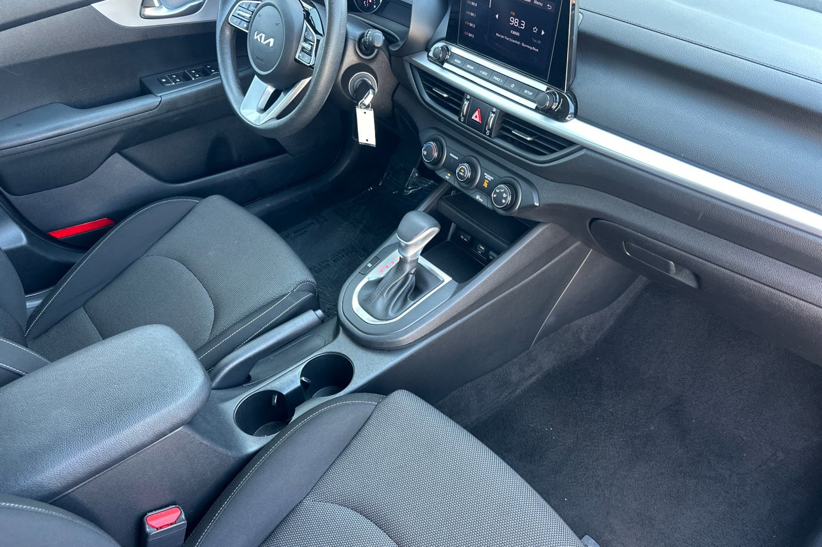2023 Kia Forte LXS photo 15