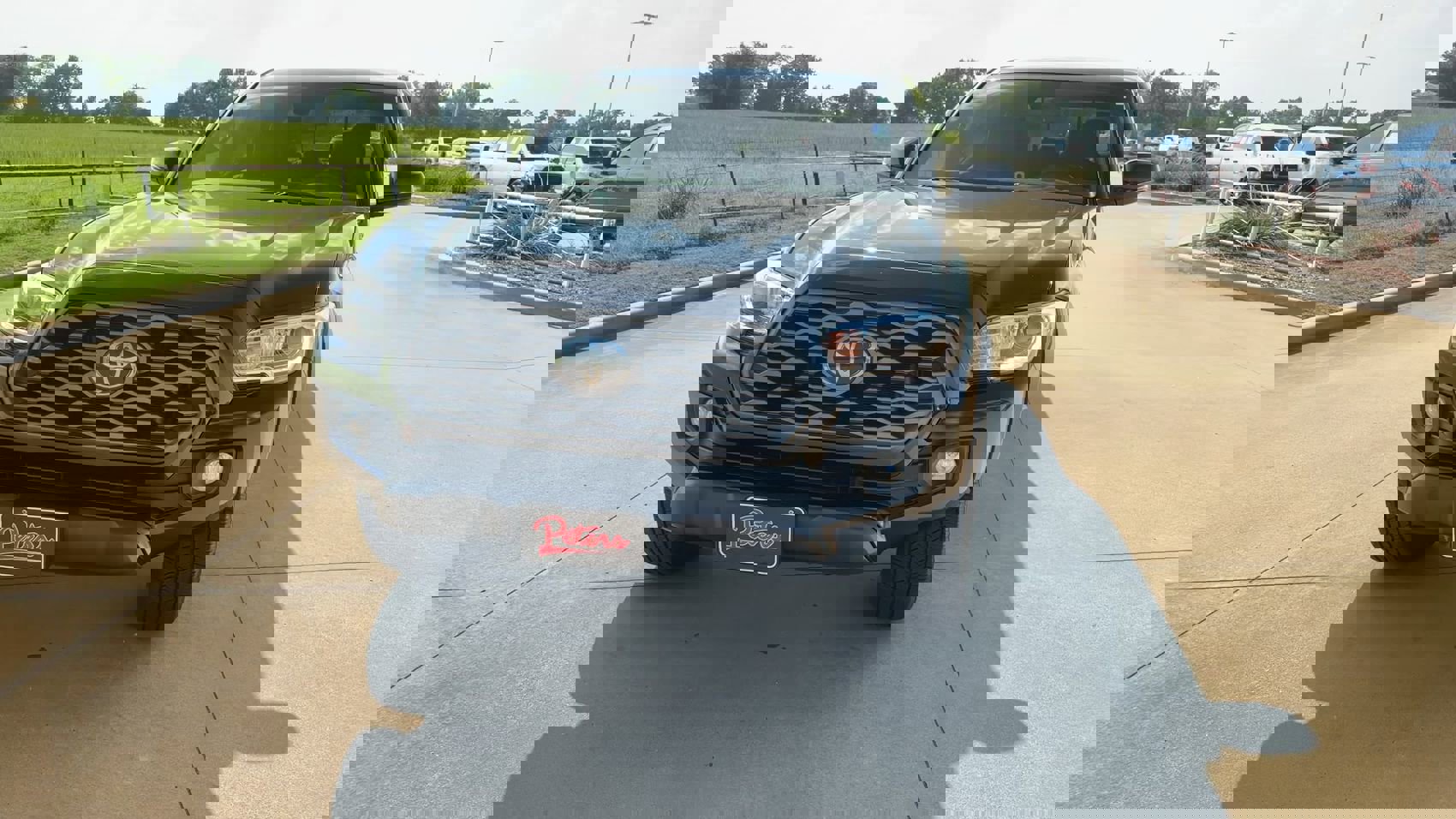 2023 Toyota Tacoma SR5 Double Cab V6 photo 4