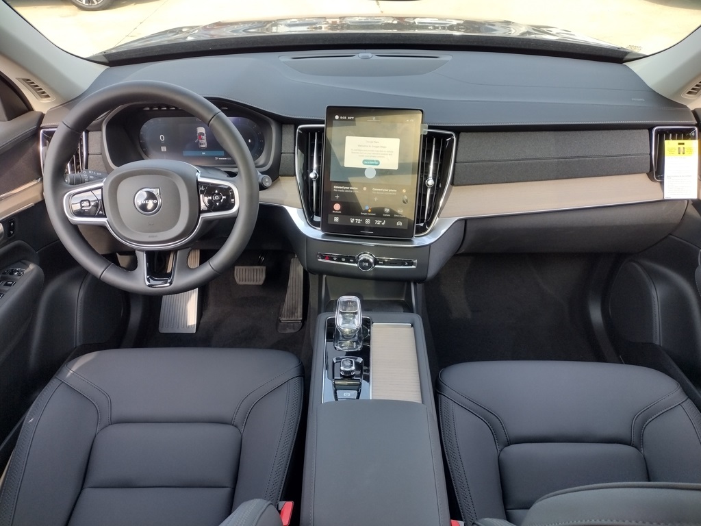 2025 VOLVO XC90 - Image 22