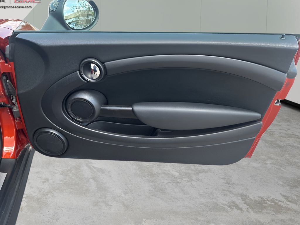 2013 Mini Cooper Base photo 10