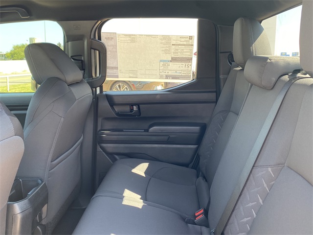 2025 Toyota Tacoma SR5 4x4 Double Cab photo 12