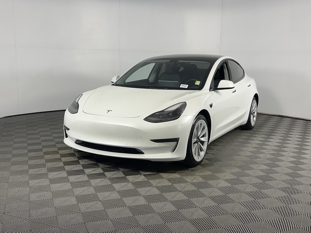 2022 Tesla Model 3 Long Range photo 2
