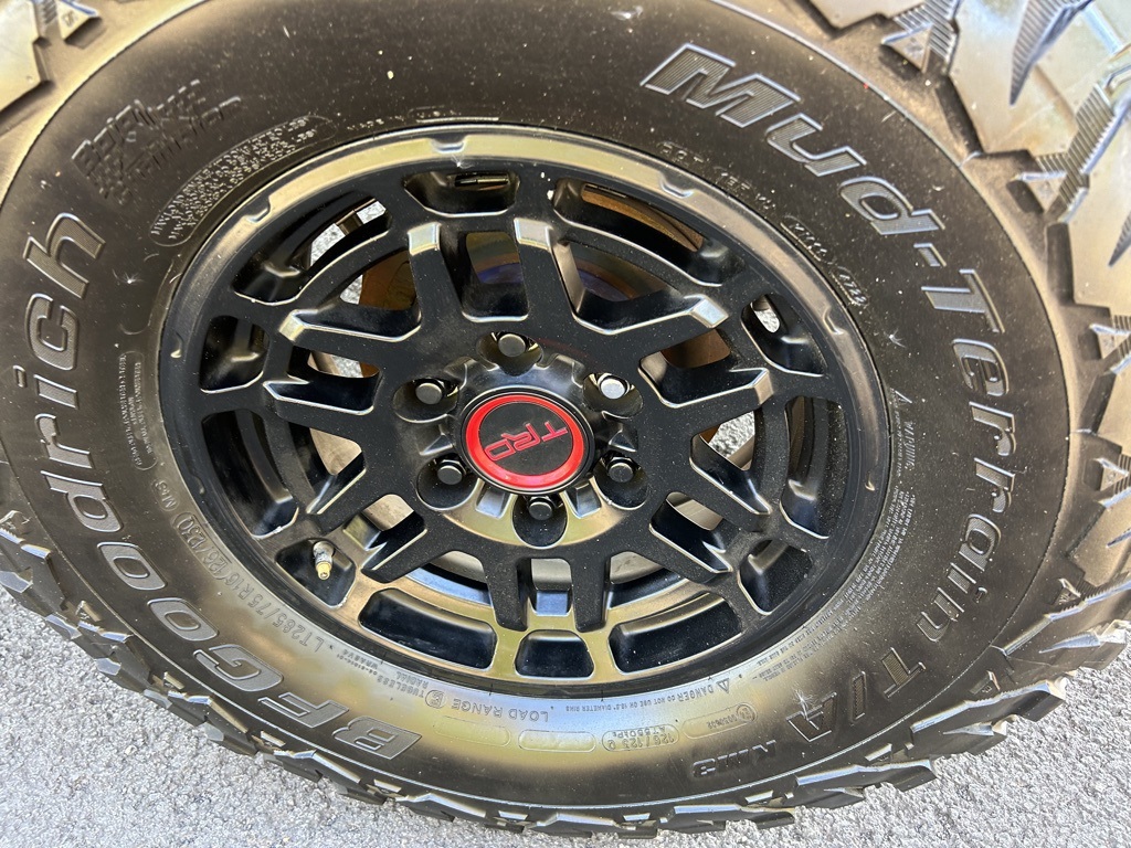 2023 Toyota Tacoma TRD Pro 4x4 photo 9