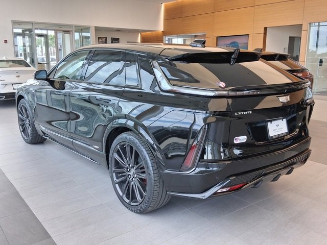 2026 Cadillac Lyriq photo 4