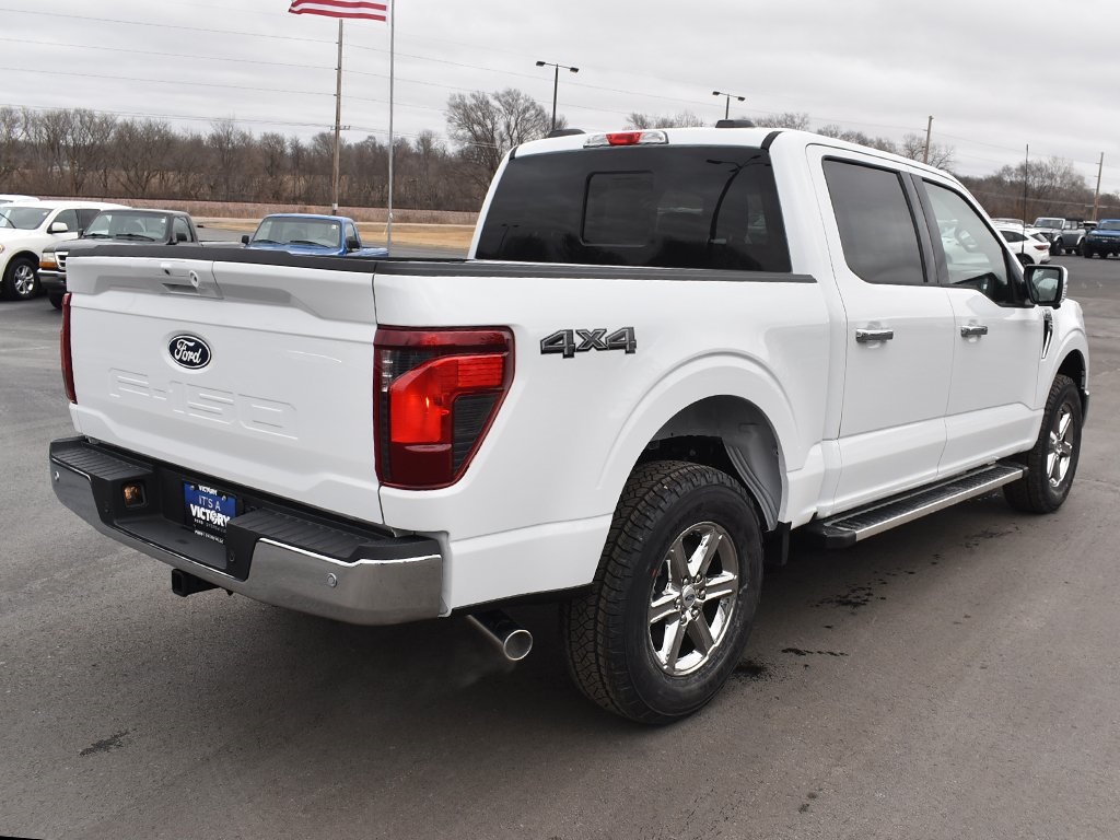 2025 Ford F-150 XLT photo 3