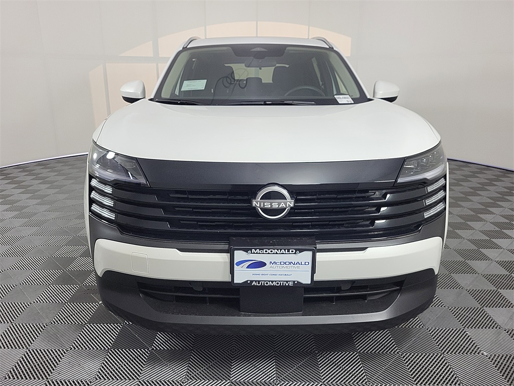 2025 Nissan Kicks SV photo 5