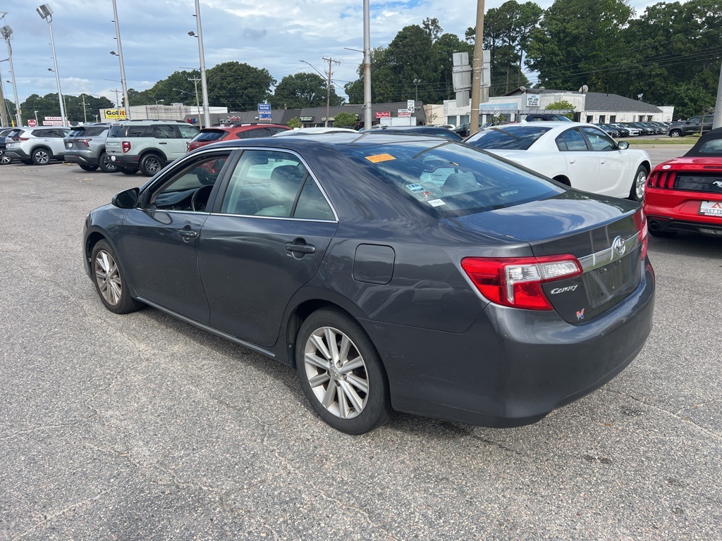 2012 Toyota Camry photo 7