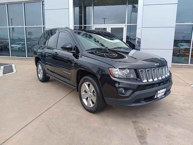 2017 Jeep Compass Latitude photo 6