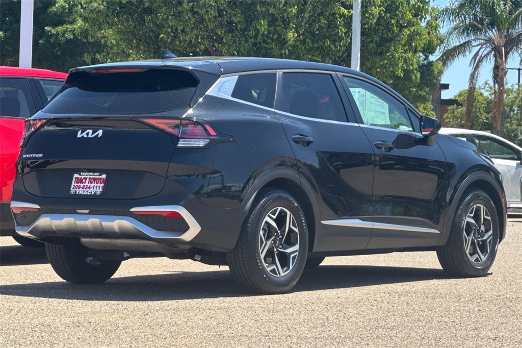 2024 Kia Sportage LX photo 3