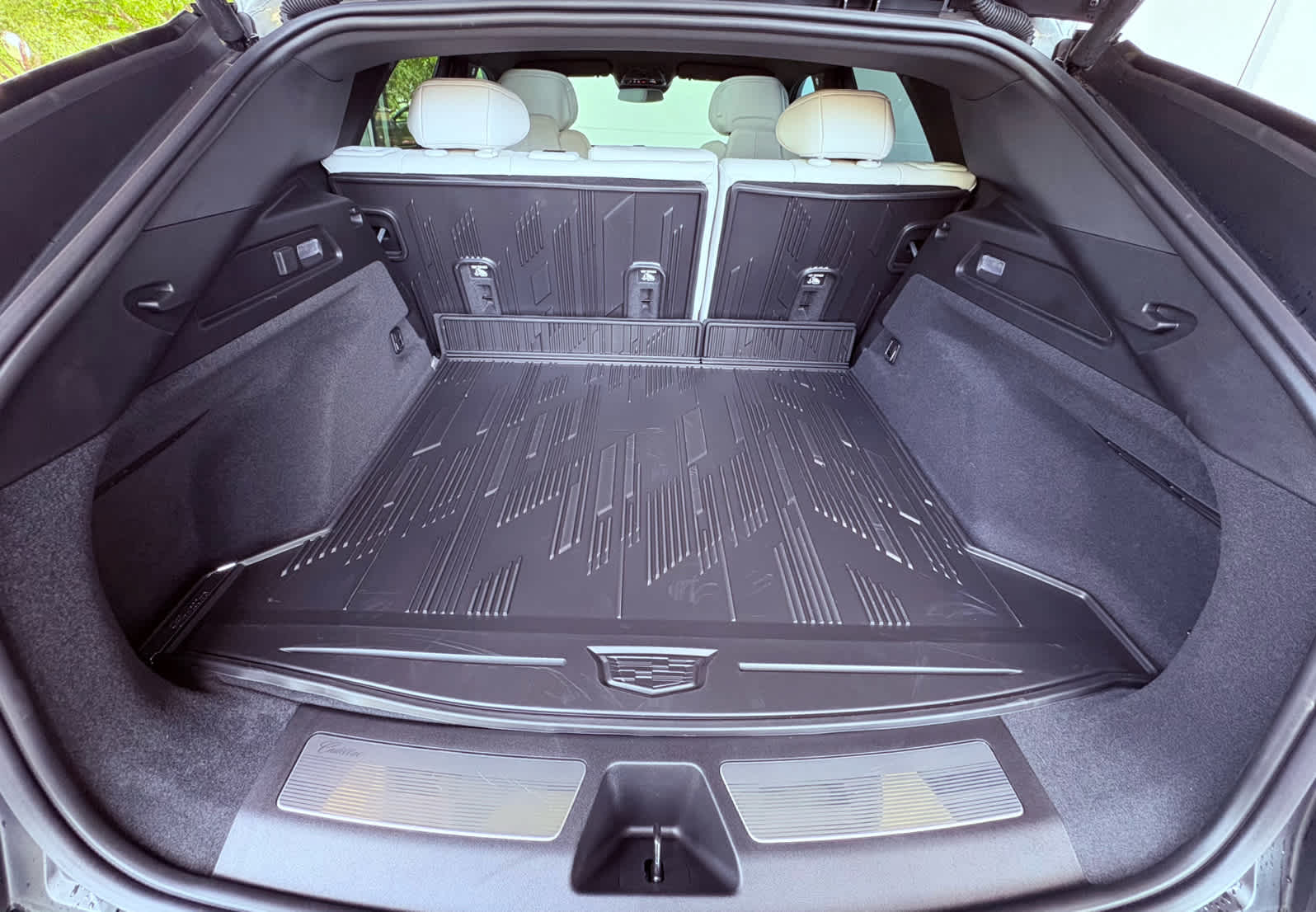 2025 Cadillac Lyriq Sport photo 25