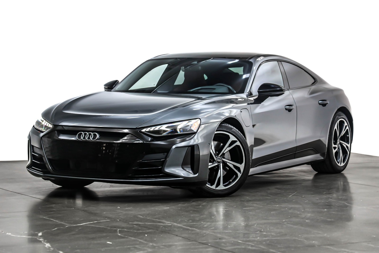 2022 Audi e-tron GT Prestige's photo