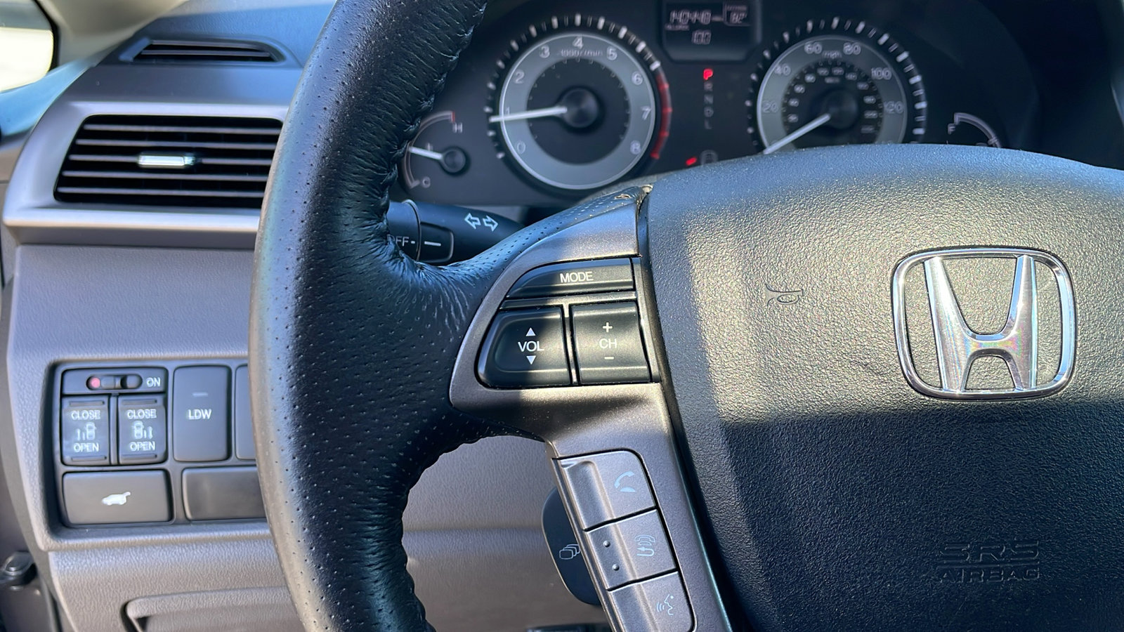 2015 Honda Odyssey EX-L photo 22