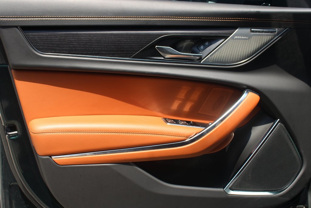 2024 Jaguar XF R-Dynamic AWD photo 10