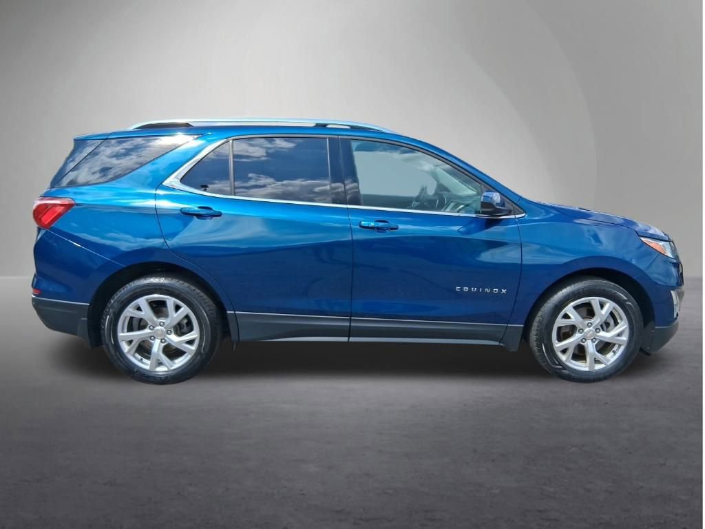 Used 2020 Chevrolet Equinox LT with VIN 2GNAXVEX7L6193415 for sale in Red Wing, Minnesota