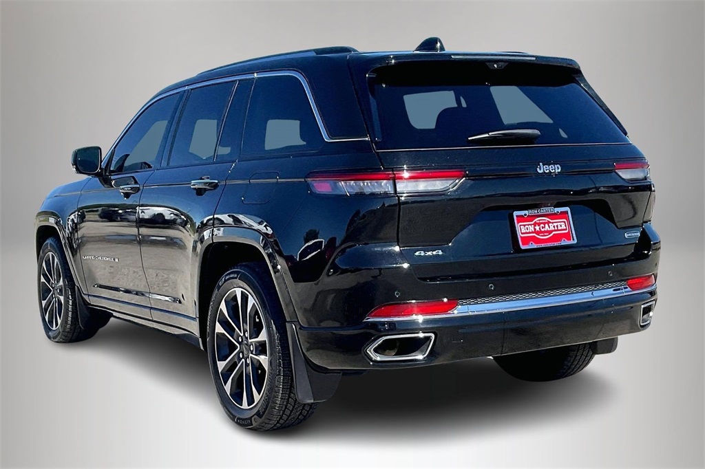 2022 Jeep Grand Cherokee Overland photo 4