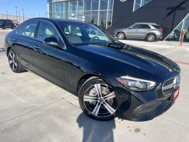 2025 Mercedes-Benz C-Class Sedan C 300's photo
