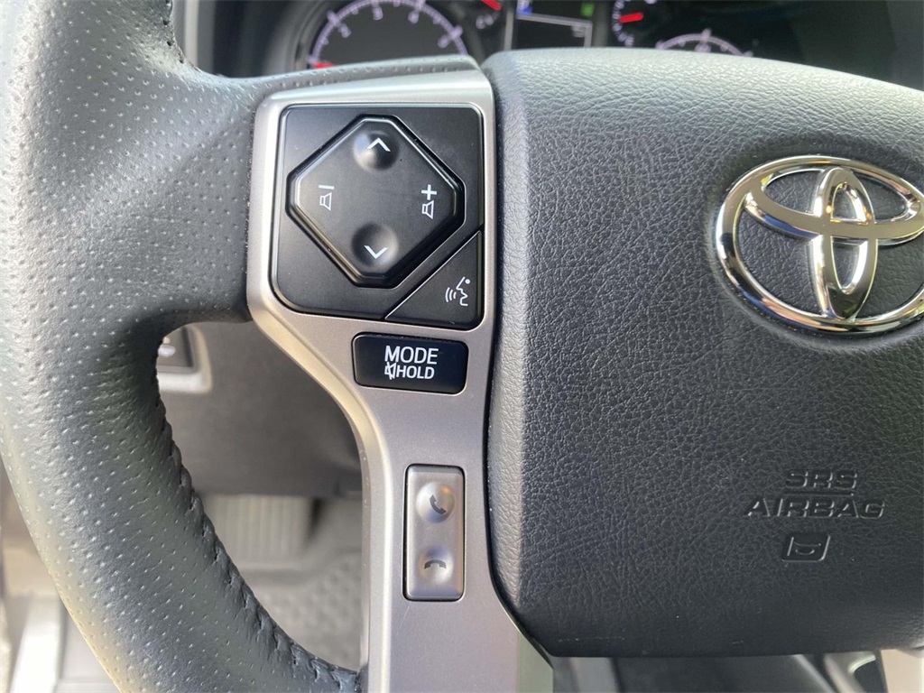 2022 Toyota 4Runner SR5 photo 23