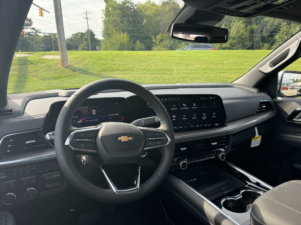 2025 Chevrolet Tahoe Premier photo 27