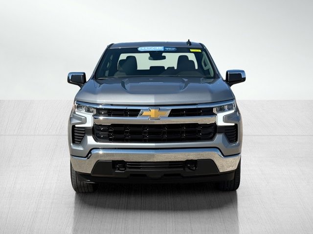 2023 Chevrolet Silverado 1500 LT photo 9
