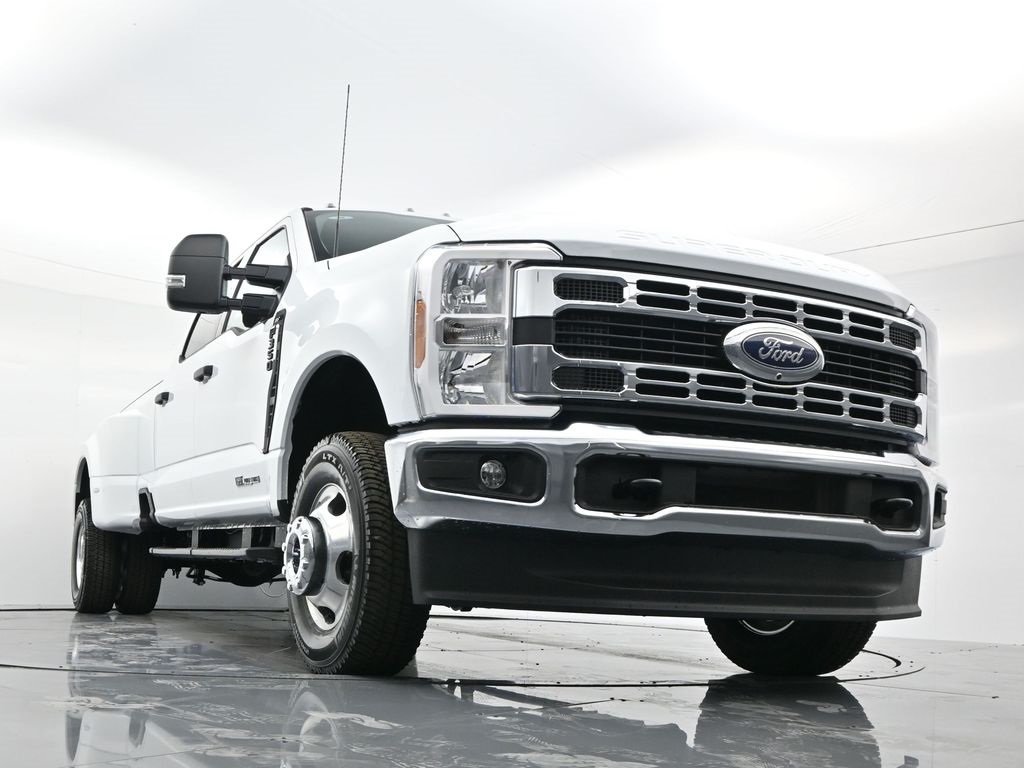 2026 Ford F-350 XLT photo 40