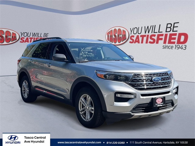 2022 Ford Explorer XLT's photo