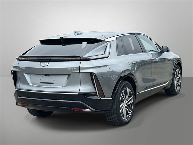 2025 Cadillac Lyriq Luxury photo 13