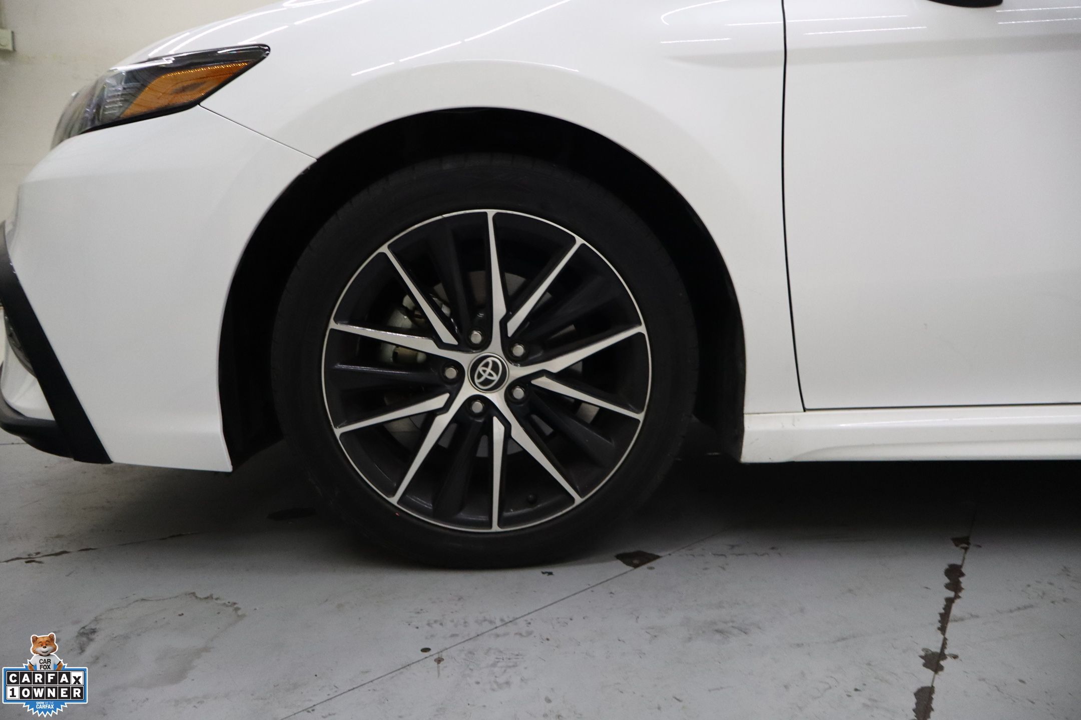 2023 Toyota Camry SE photo 7