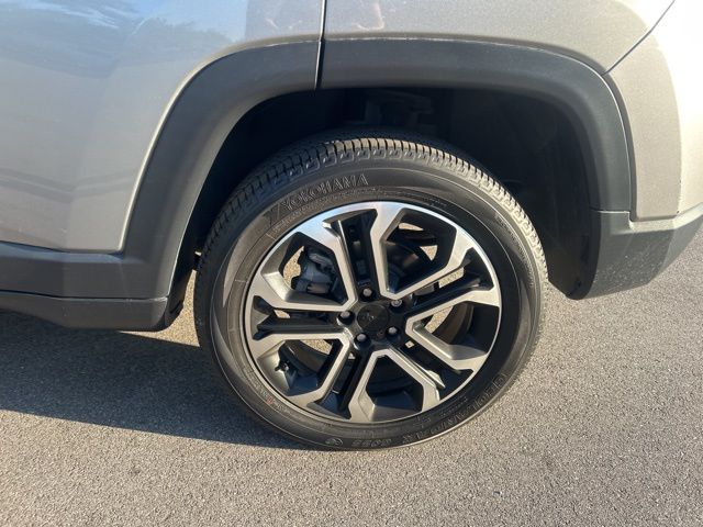 2022 Jeep Compass Limited photo 14