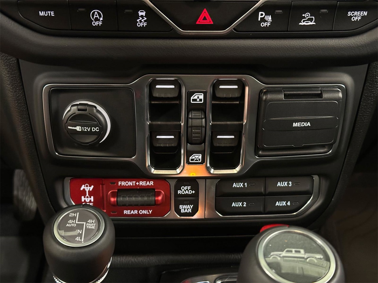 2025 Jeep Gladiator Rubicon photo 21