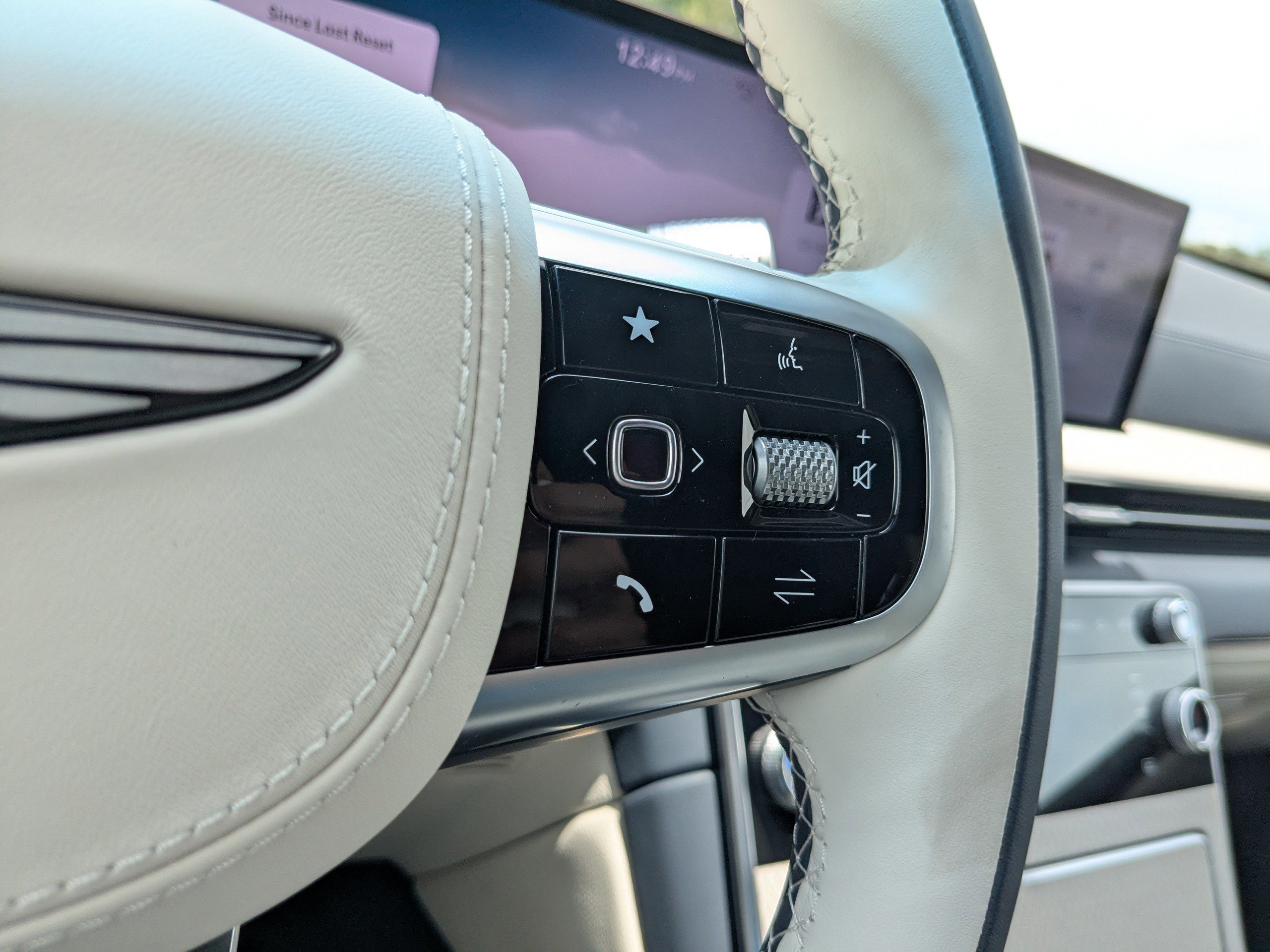 2025 Genesis GV80 3.5T Prestige AWD photo 17